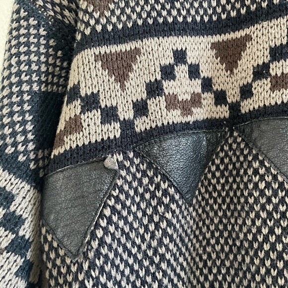 Jon 1 E | Vintage grandpa sweater brown knit with leather patches size m… - Picture 7 of 7